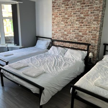 Апартаменти Nuns Moor Fully Equipped Kitchen Free Parking Netflix Ньюкасл-апон-Тайн Екстер'єр фото