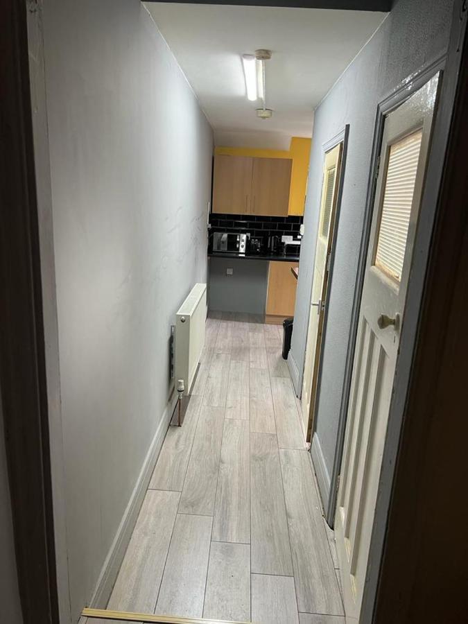 Апартаменти Nuns Moor Fully Equipped Kitchen Free Parking Netflix Ньюкасл-апон-Тайн Екстер'єр фото