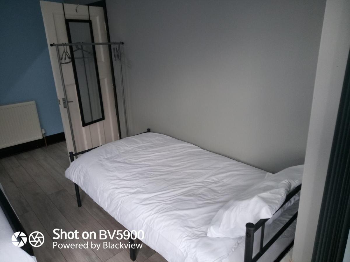 Апартаменти Nuns Moor Fully Equipped Kitchen Free Parking Netflix Ньюкасл-апон-Тайн Екстер'єр фото