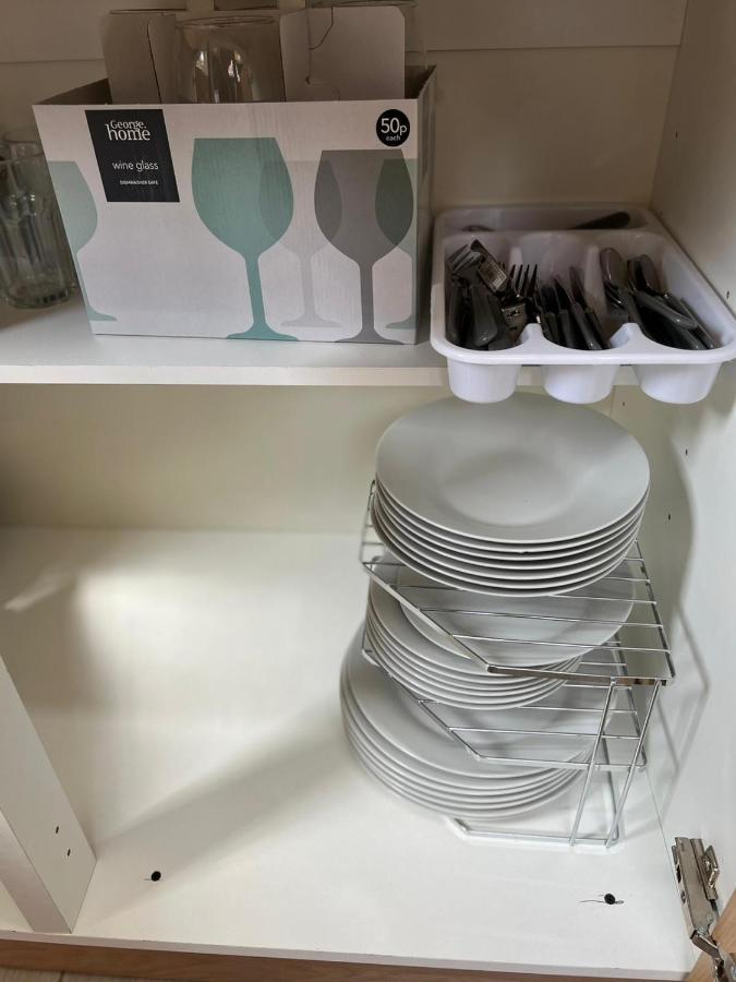 Апартаменти Nuns Moor Fully Equipped Kitchen Free Parking Netflix Ньюкасл-апон-Тайн Екстер'єр фото