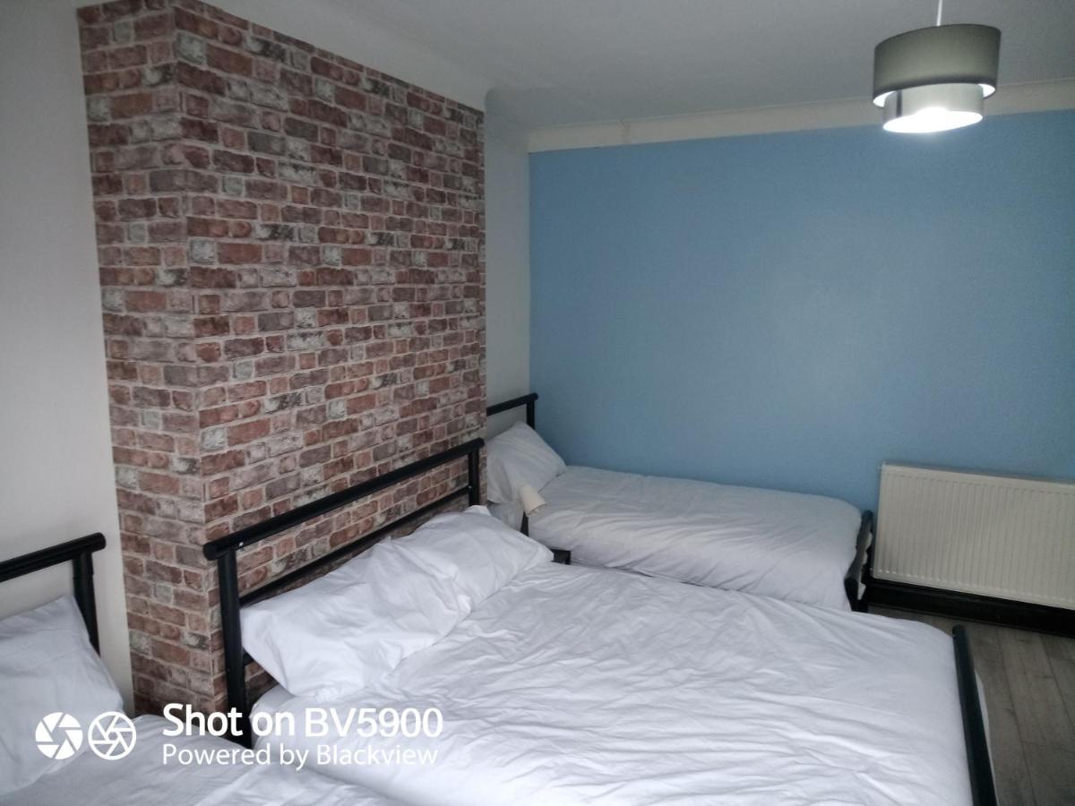 Апартаменти Nuns Moor Fully Equipped Kitchen Free Parking Netflix Ньюкасл-апон-Тайн Екстер'єр фото
